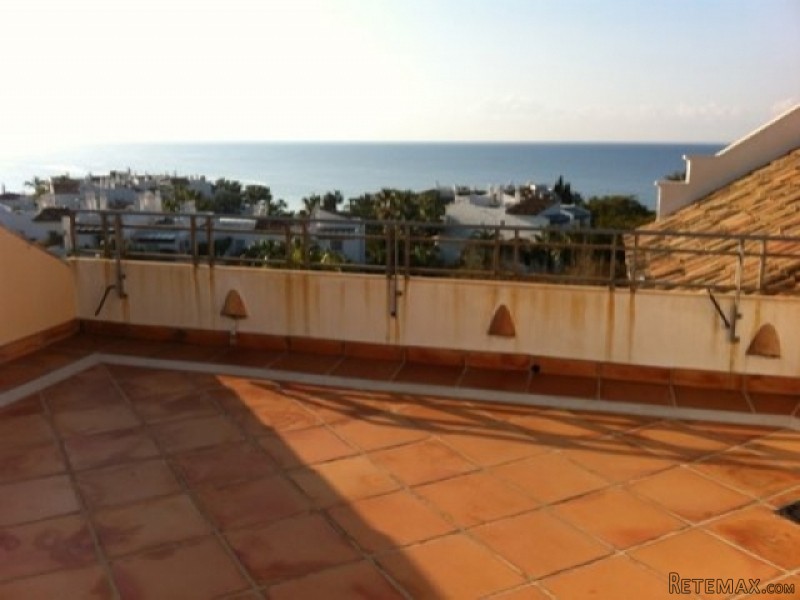 4 Bedroom Duplex Apt. For Sale In.. - 2