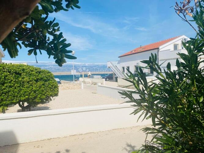 PRODAJE SE APARTMAN VIR 50 m2 - 2