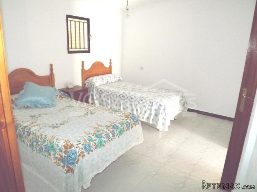 ABSOLUTE BARGAIN......A semi detached (but totally private).. - 3