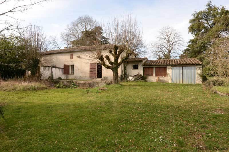 Farmhouse To Renovate , 1/2 Acre, Near..