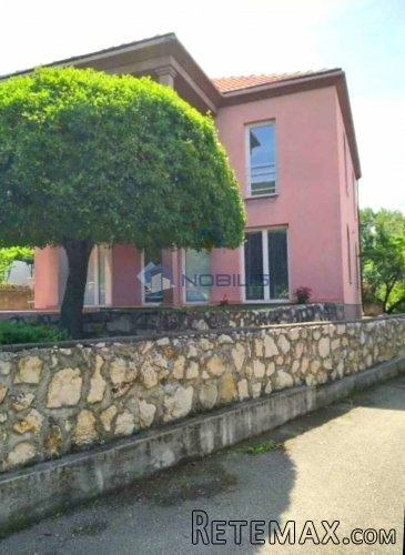 Novi Vinodolski (Ledenice) kuća 300 m2 - 3