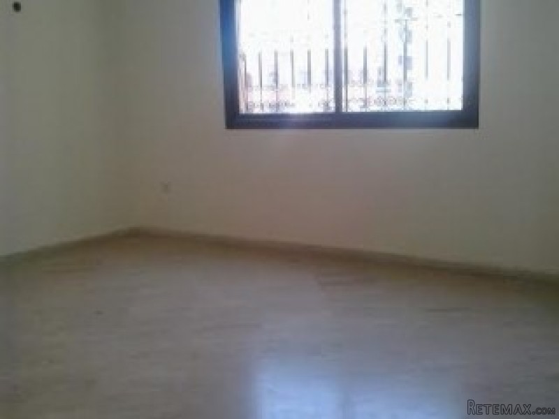 Apartment 2 Beds - lounge- 1.5 Bath -.. - 2