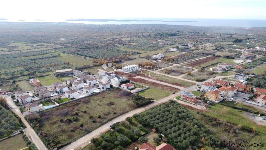 VODNJAN – RIJETKOST NA TRŽIŠTU! GRAĐEVINSKO ZEMLJIŠTE 2.080