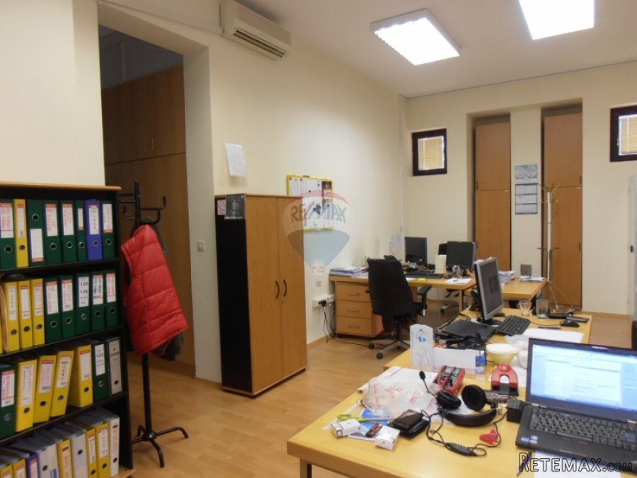 Kostrena - odličan poslovni prostor za najam ! - 5
