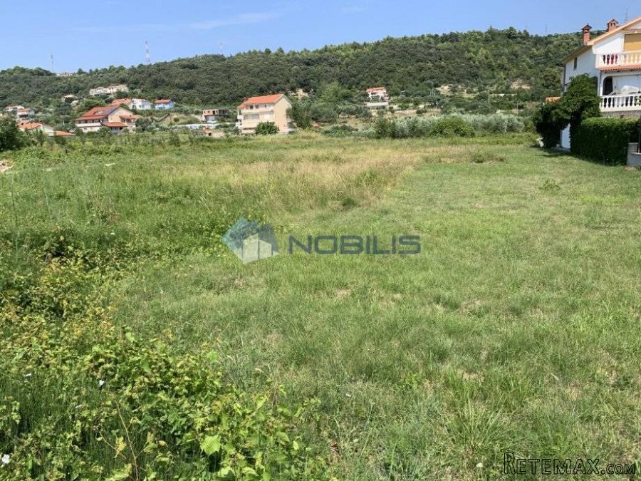 Rab, Mali Palit - građevinsko zemljište 2.082m2, 200m od m.. - 2