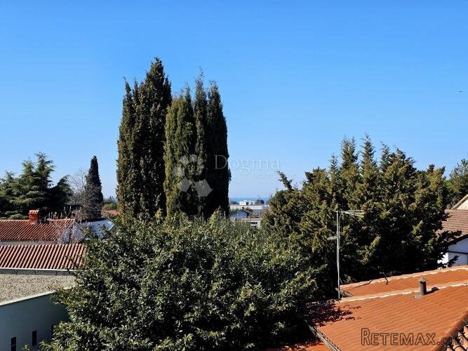 Stan 400m od mora s pogledom prema moru i garažom - 2