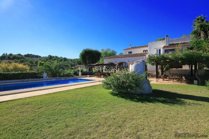 11 Bedroom Villa In Javea