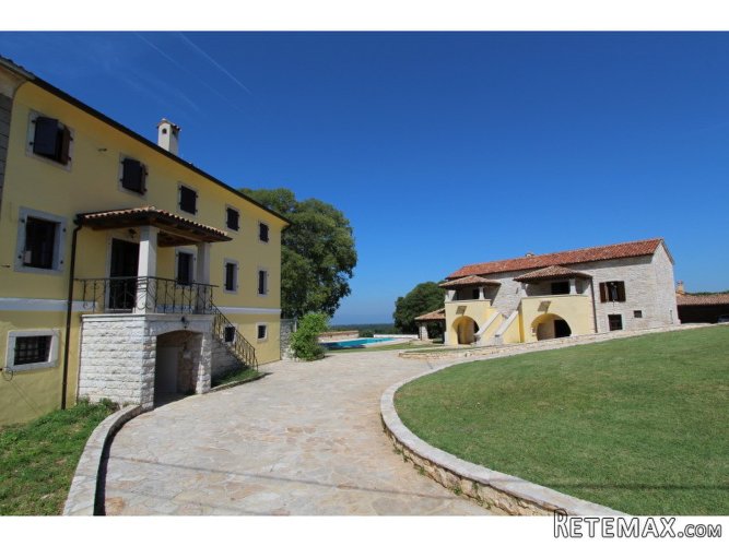 VILLA ISTRA