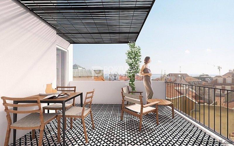 Top Floor Duplex Apartment in Bairro..
