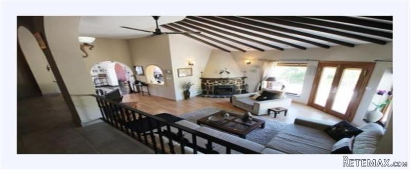 5 Bedrooms - Villa - Alicante - For Sale