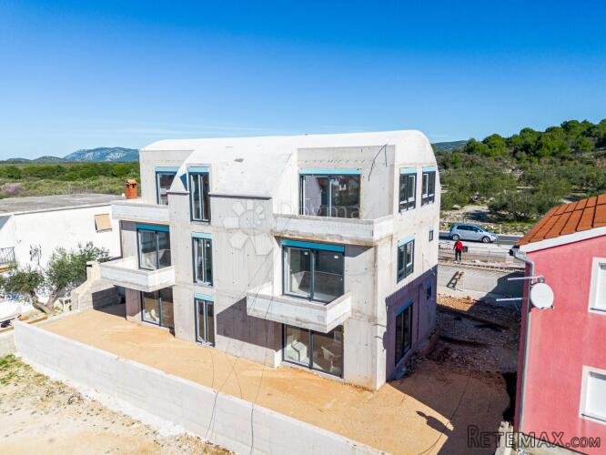 61 m² u Pirovcu – savršeno za obitelj ili turizam! - 2