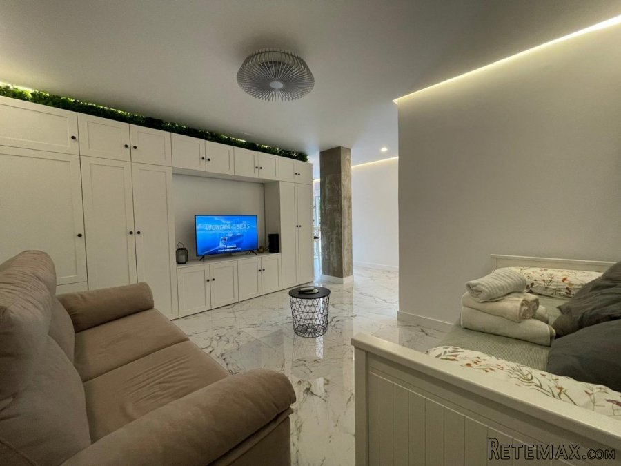 Apartamento reformado y con piscina comunitaria a unos.. - 4