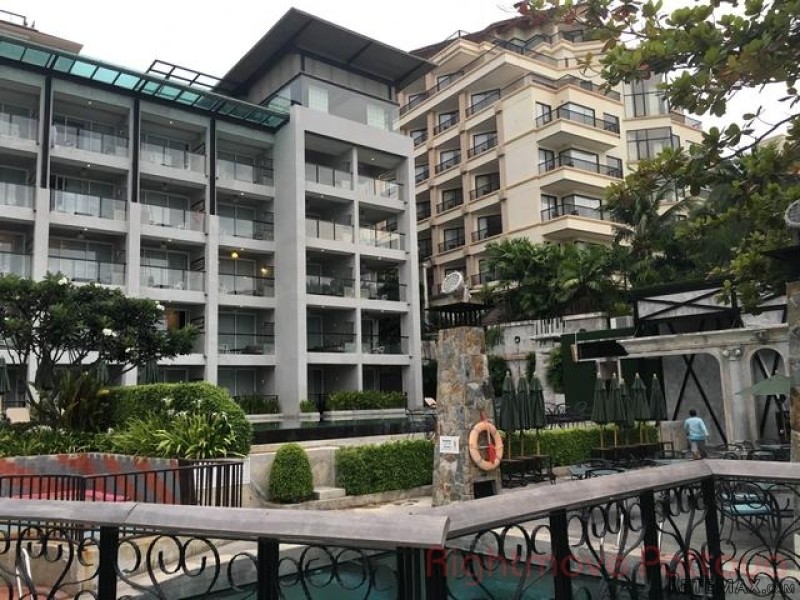 1 Bedroom Condo for sale in Naklua -..