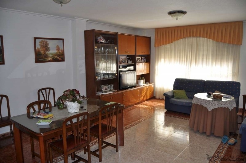 Pinoso Town House - 2