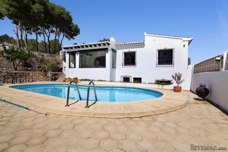 Fantastically located 3 bedroom villa.. - 2