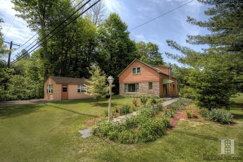 2 bedroom House For Sale: A COUNTRY.. - 2