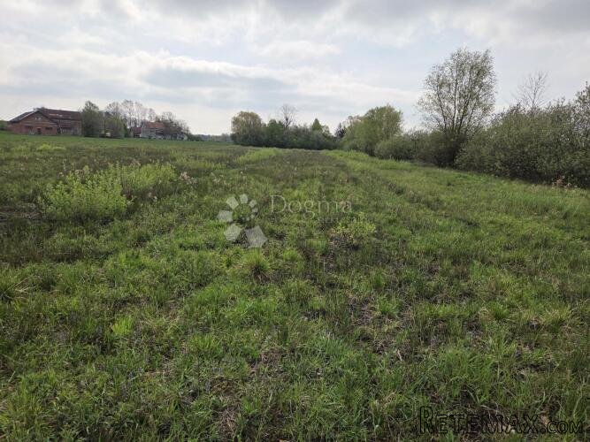 Leprovica Dugo Selo građevinsko zemljište 2480m2