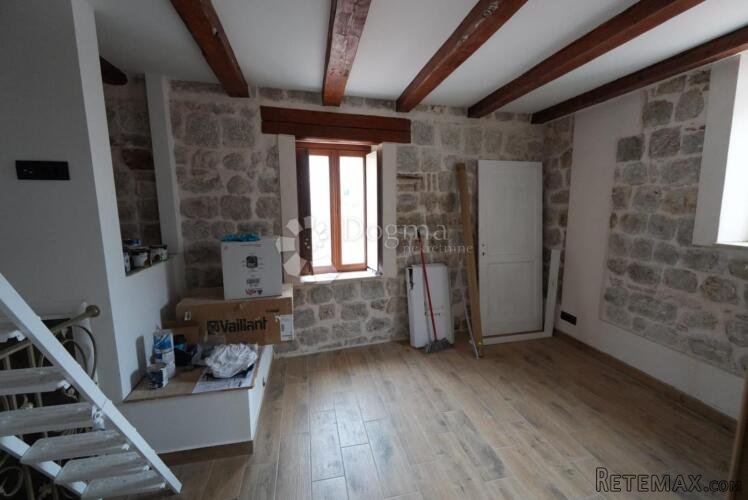 Kamena kuća u Starom gradu – odlična investicija - 3