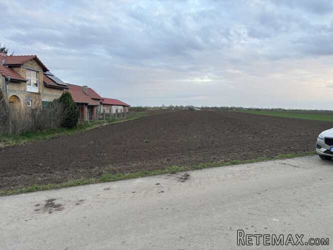 Prodajem gradjevinsko zemljiste-Vrbas - 3