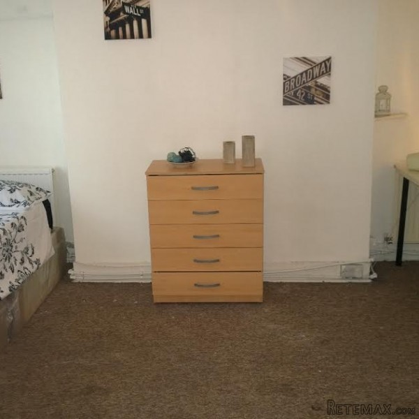 Big Double Bedroom In A Property With.. - 2