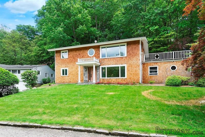 4 bedroom House For Sale: 34 Whitetail.. - 2