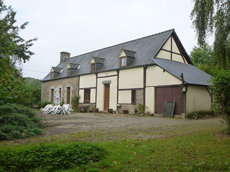 Five Bedroom House with Outbuildings