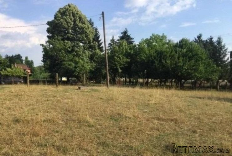 Prodajem kucu sa velikim placem-Obrež - 7