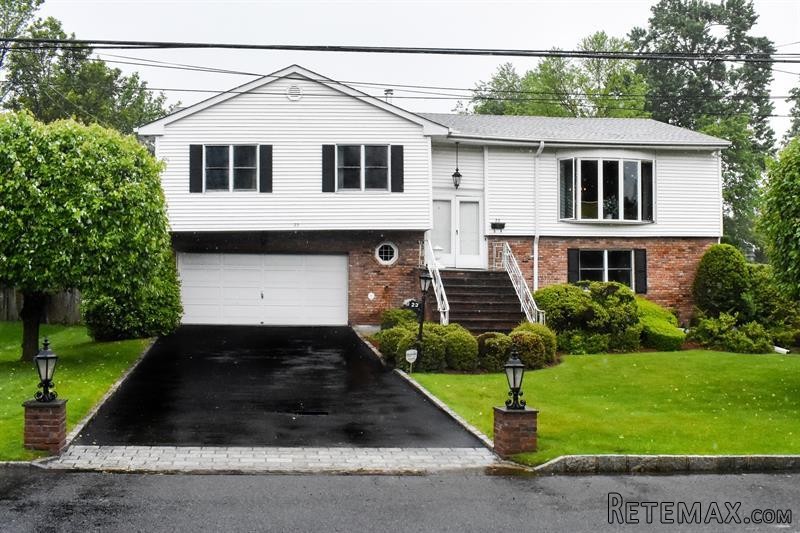 3 bedroom House For Sale: 27 Alpha..
