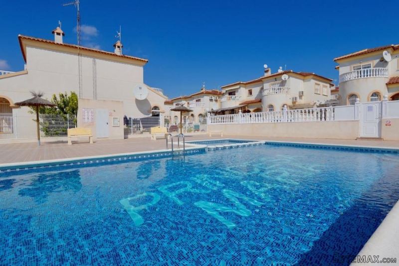 3 Bedrooms - Townhouse - Alicante - For..