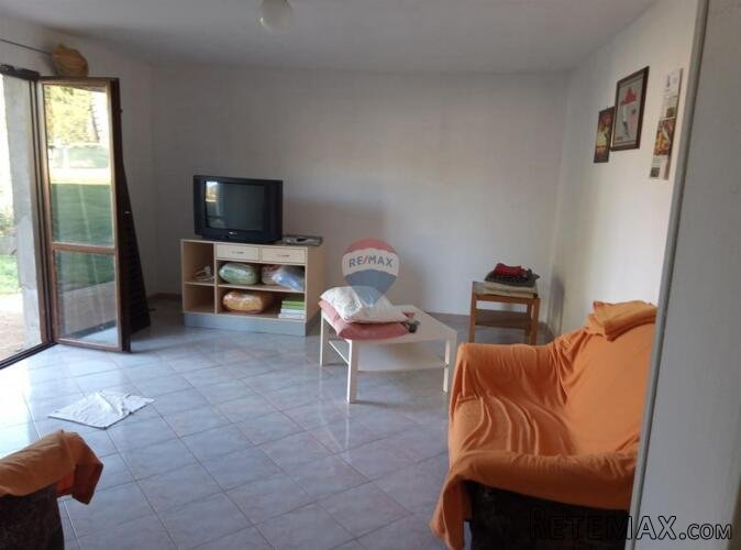 Poreč, okolica, samostojeća kuća sa 2 stambene jedinice - 2