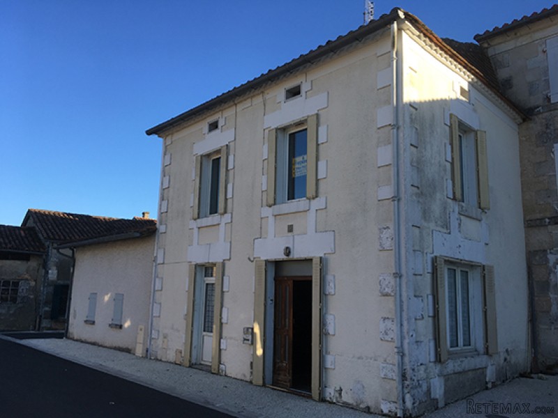 3 Bedroom Village House With Double..