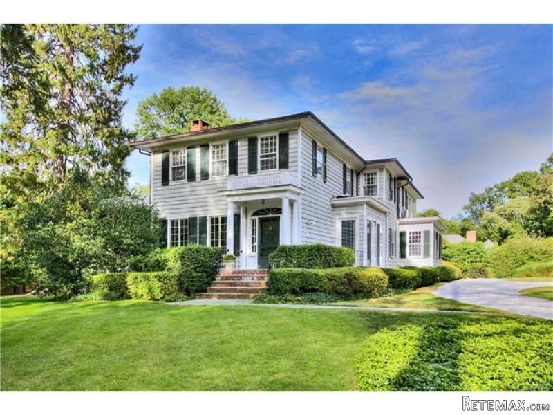 4 bedroom House For Sale: 174 MANSFIELD..
