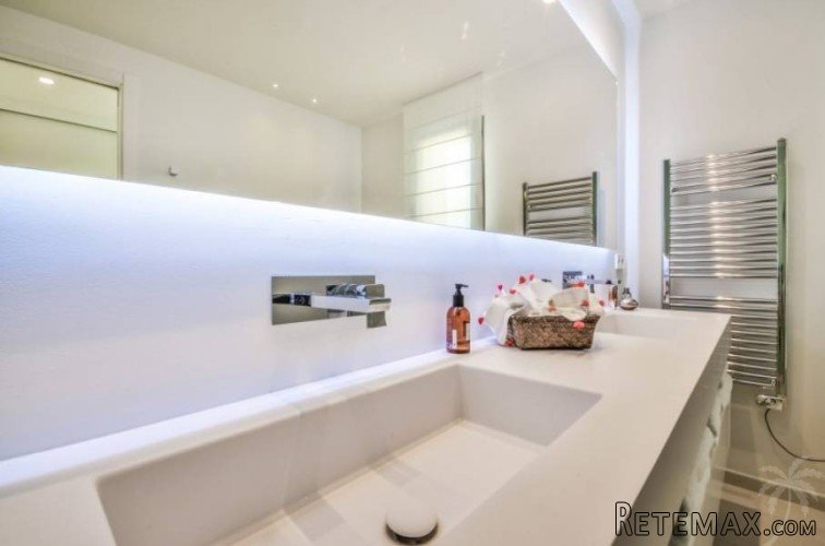 Impressive modern luxury villa in La Nucia, built in 2016.. - 8