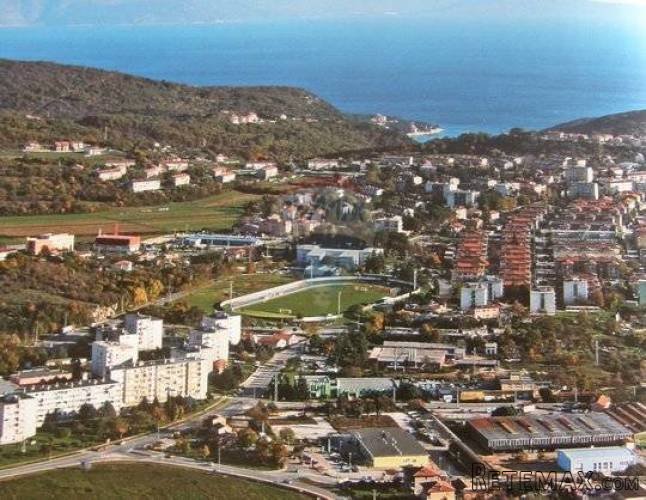 Labin, građ.zemljište, 5239 m2 za poslovno-trgovačku namjenu
