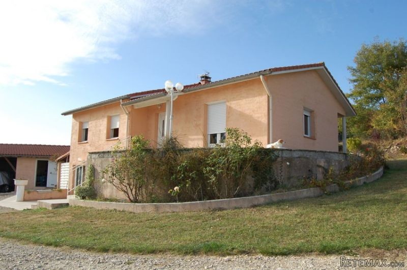 Villa With Garage And Stunning Views