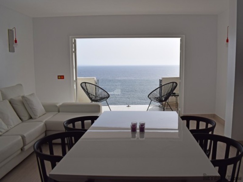 Cosy Frontline Apartment - 2