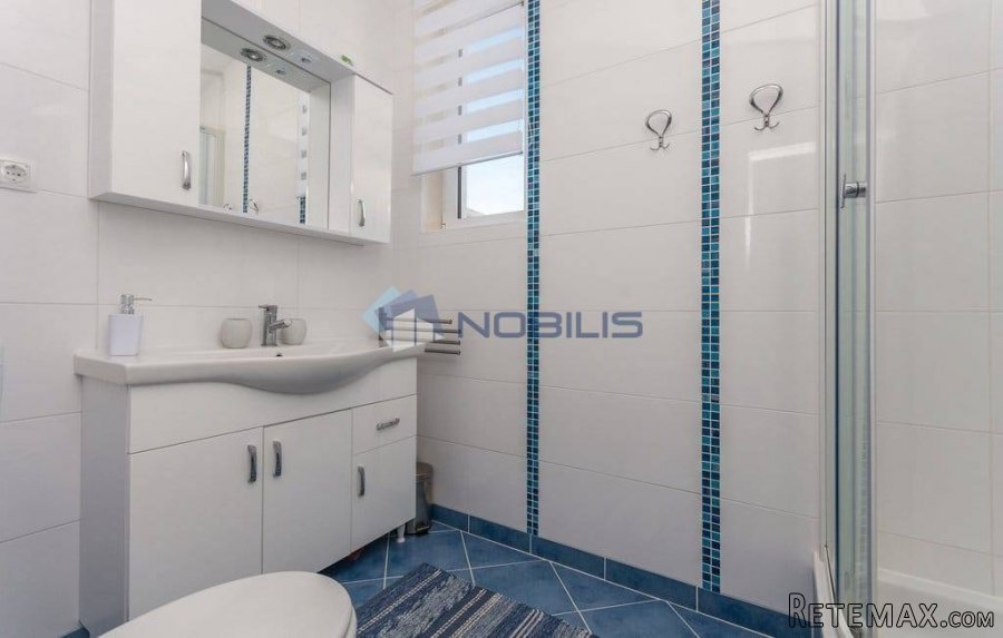 Pašman, Ždrelac - kuća katnica 200 m2 i bungalov - 6