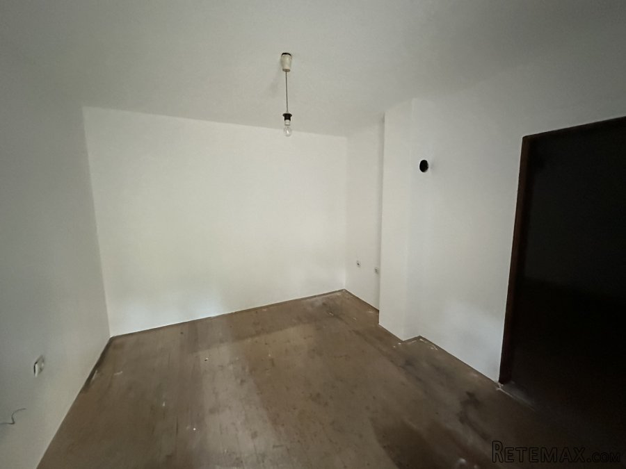 Prodajem kucu-vikendicu Barajevo-Veliki Borak - 7