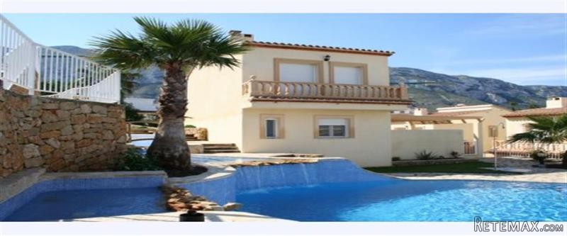 2 Bedrooms - Villa - Alicante - For Sale
