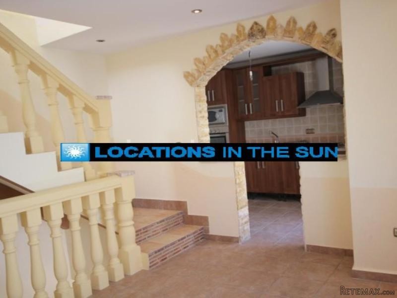 Town House / Village House in Oria - 2