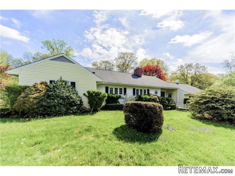 3 bedroom House For Sale: 90 WEED..