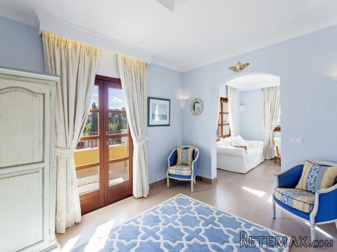 Character villa located in Palmanova, 80 metres away from..