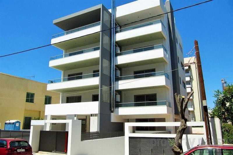 3 bedroom Apartment For Sale:..