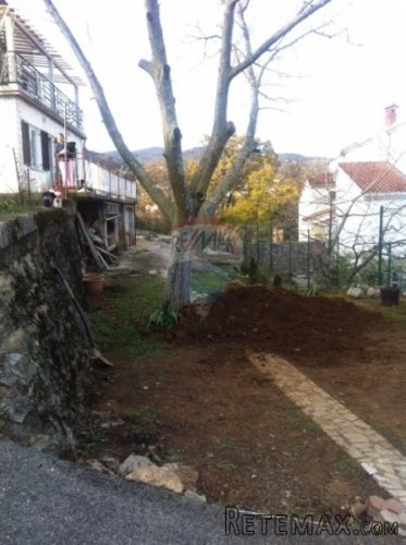 Opatija ( Pobri ) , kuća 330 m2, okućnica 970 m2 - 6