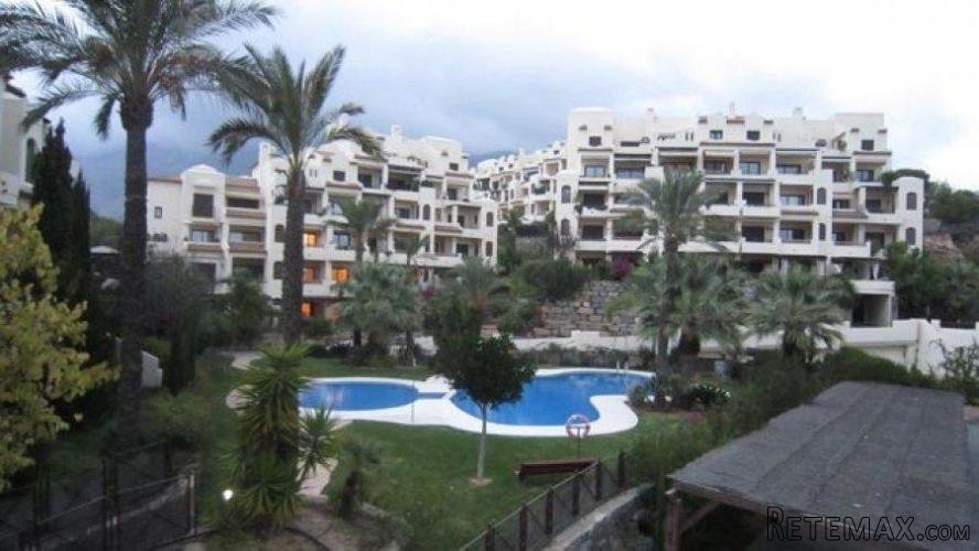 Bungalow situado en 1ª linea de la playa de Altea con..