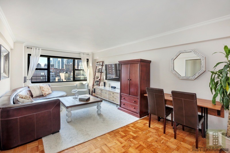 1 bedroom Apartment For Sale: 345 EAST..