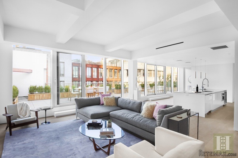 3 bedroom PentHouse For Sale: 200 WATER..