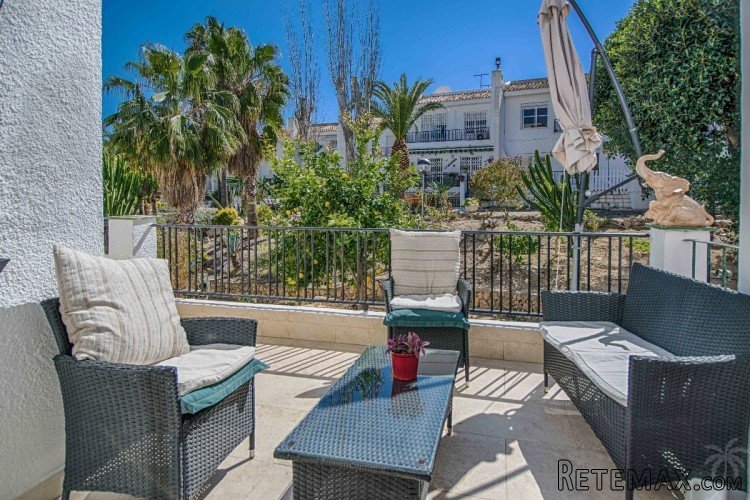 This townhouse is located in a quiet residential area in la.. - 3