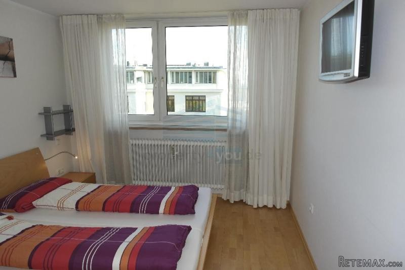 2 Zimmer Apartment mit Kuche, Bad..