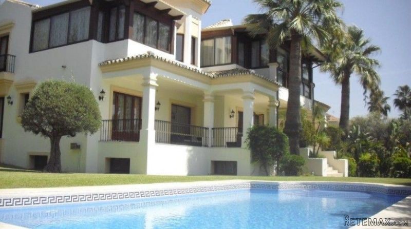 6 Bedrooms - Villas - Malaga - For Sale
